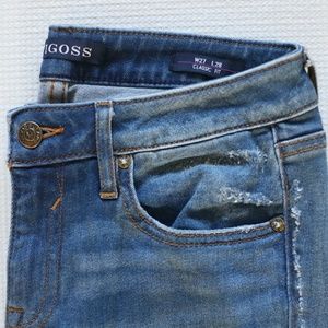 Vigoss Short Skinny Distressed Jeans